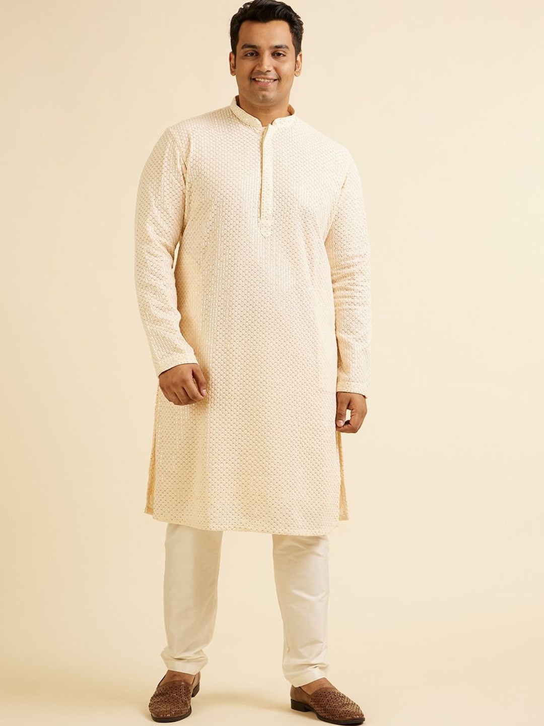 

Manyavar Plus Size Geometric Embroidered Mandarin Collar Chikankari Kurta With Pyjamas, Cream