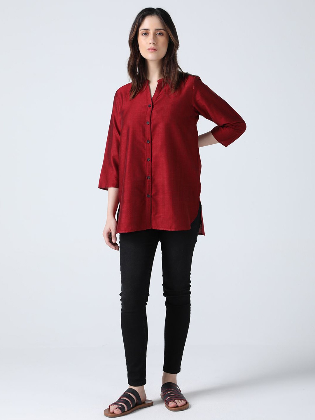 

IDK Women Solid Mandarin Collar Top, Maroon