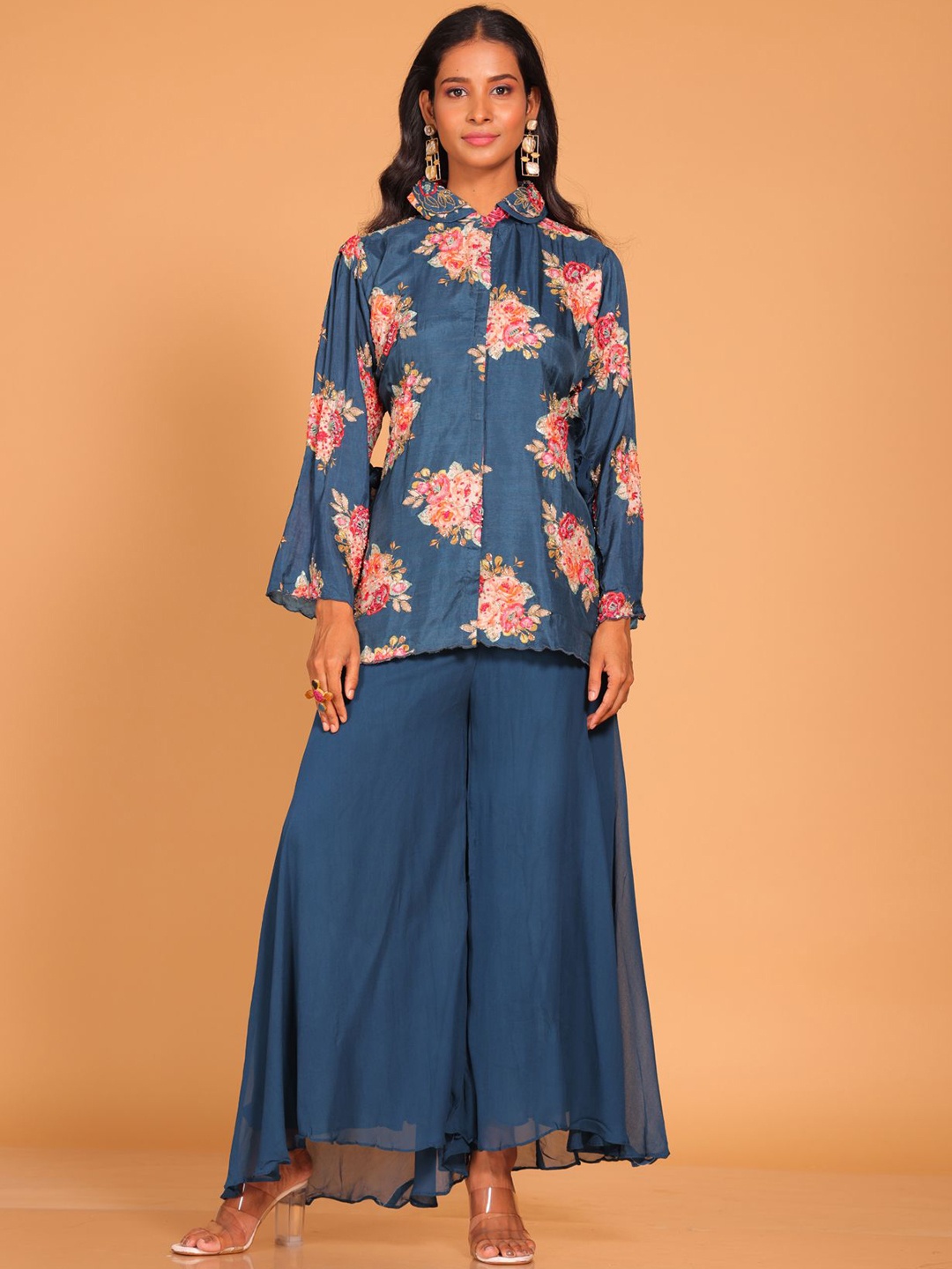 

Morchari Floral Printed Top With Palazzos Co-Ords, Blue