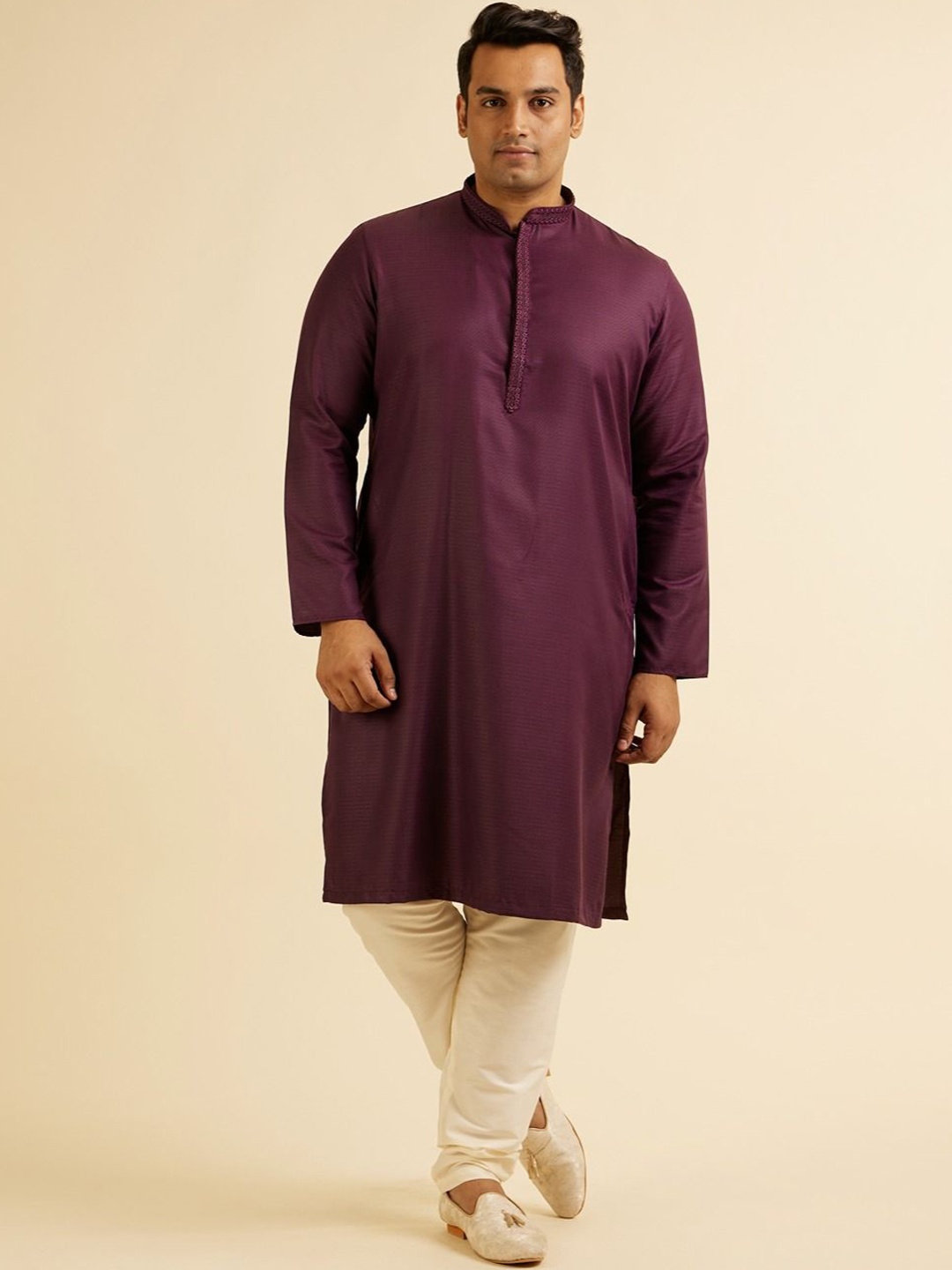 

Manyavar Woven Design Mandarin Collar Regular Thread Work Kurta With Pyjama, Purple