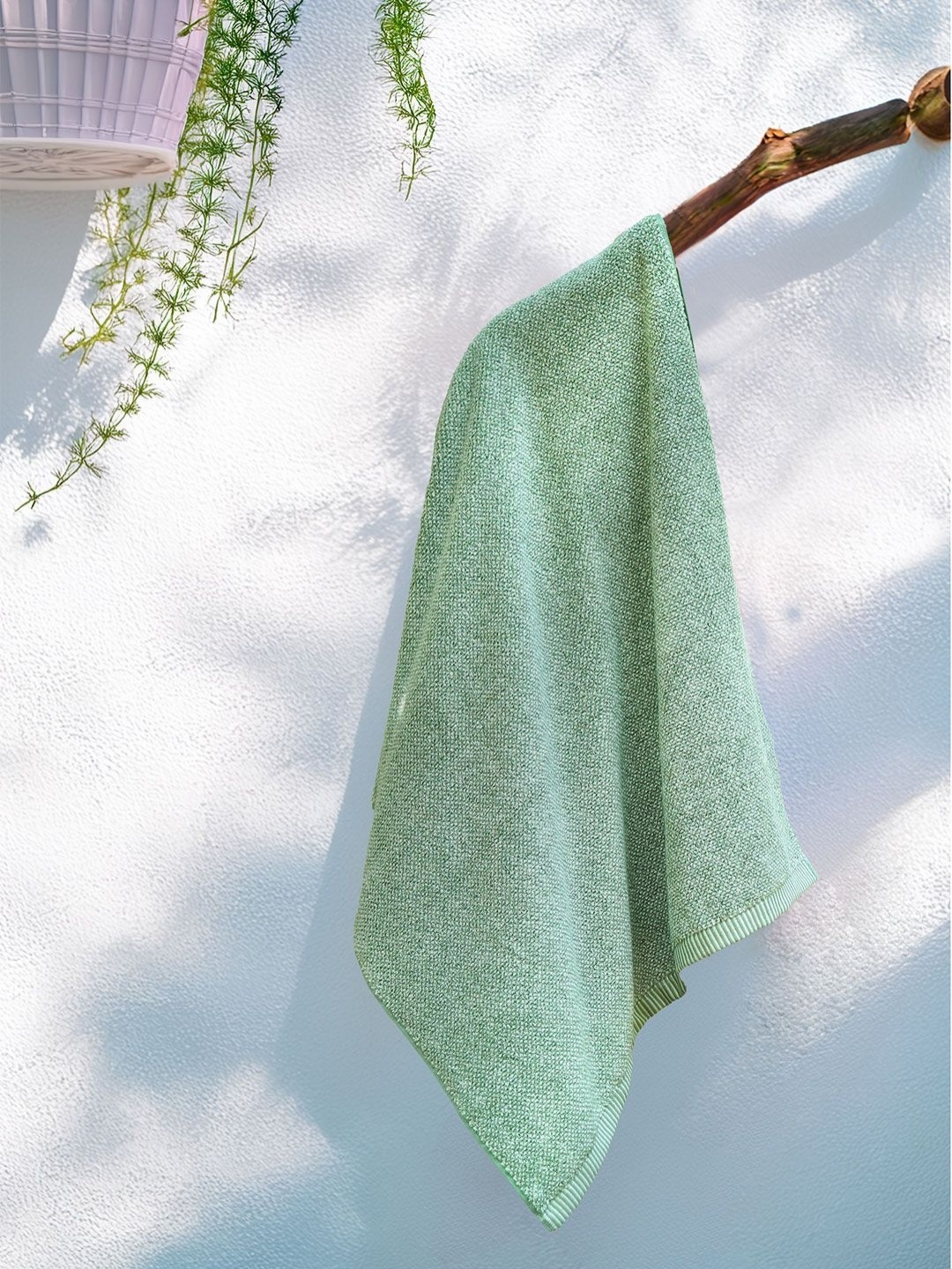 

MYTRIDENT Green Cotton 575 GSM Bath Towel