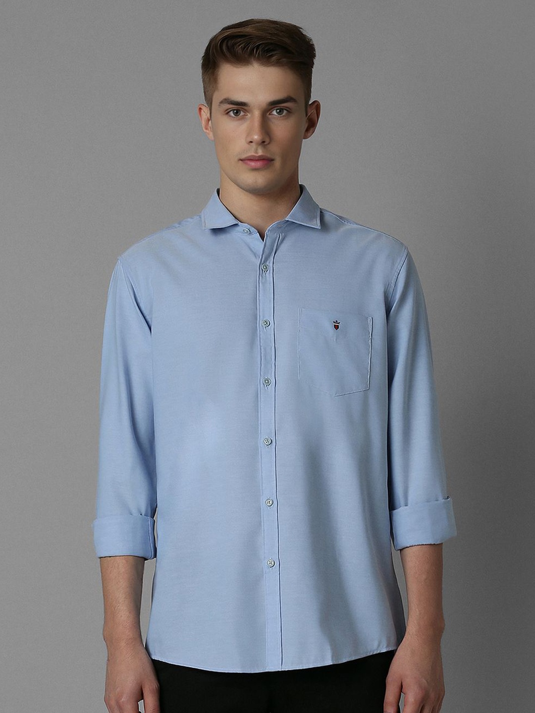 

Louis Philippe Sport Men Spread Collar Solid Cotton Slim Fit Casual Shirt, Blue