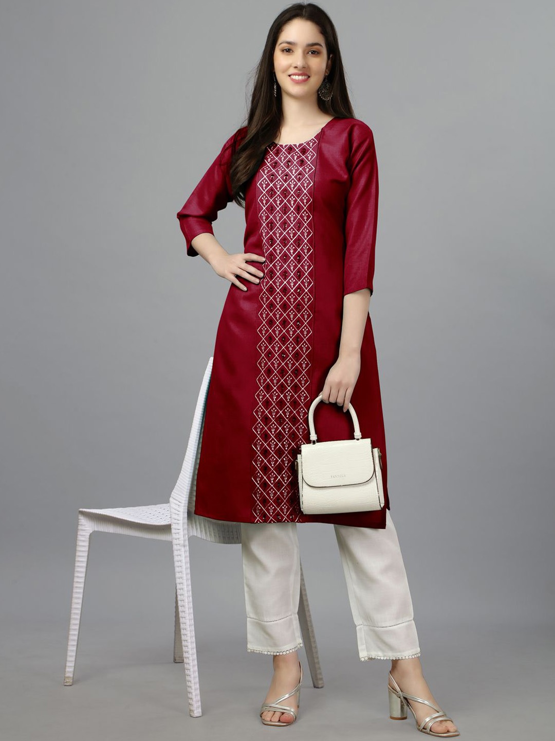 

KAYOMMI Floral Embroidered Round Neck Mirror Work Cotton Straight Kurta, Maroon