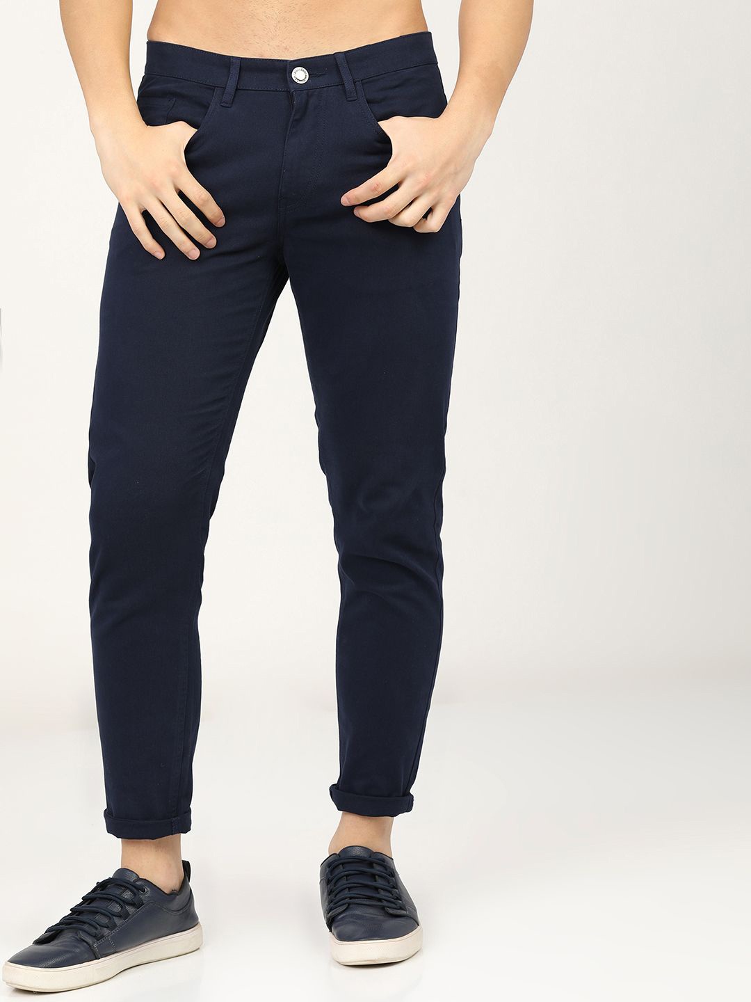

HIGHLANDER Men Solid Slim Fit Mid-Rise Chinos Trousers, Blue