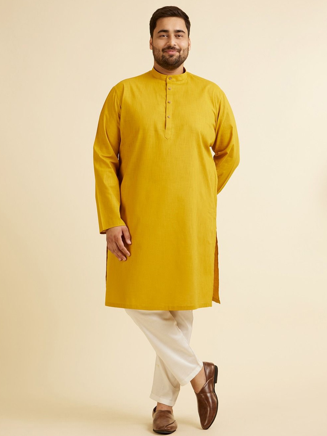 

Manyavar Plus Size Mandarin Collar Cotton Straight Kurta, Mustard