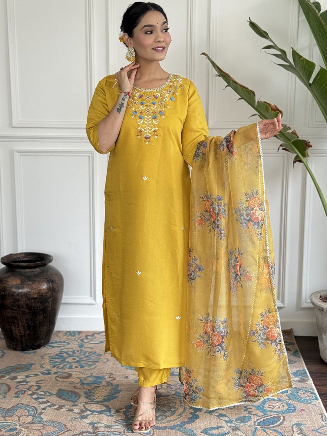 

S.K.C Floral Embroidered Thread Work Straight Kurta with Trousers & Dupatta, Yellow