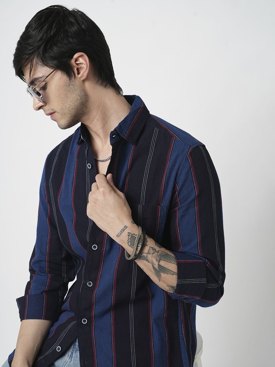 

VASTRADO Men Classic Spread Collar Multi Striped Cotton Slim Fit Casual Shirt, Black