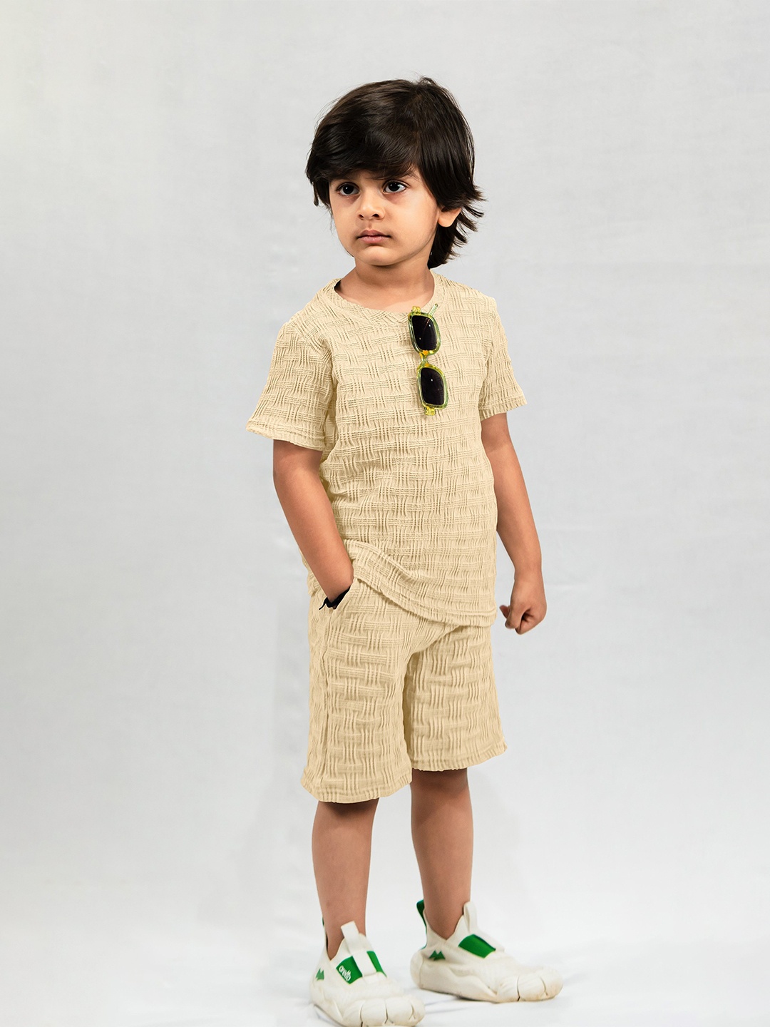 

Emblica Boys Self Design Round Neck T-shirt with Shorts, Cream