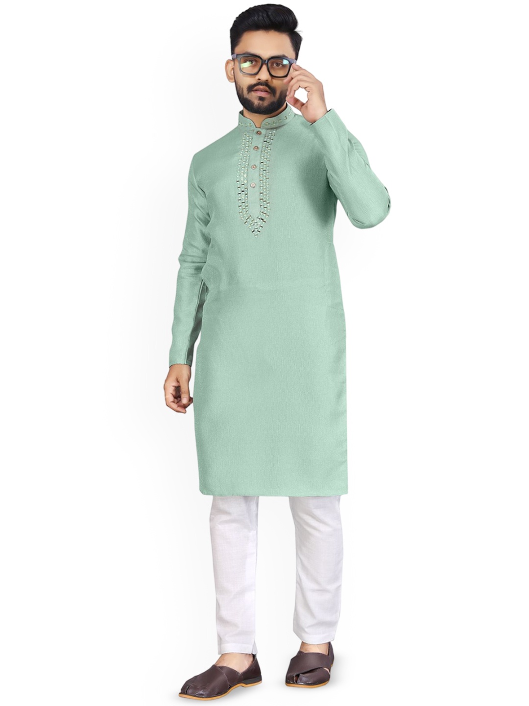 

CHARLOTTE GRACIOUS Mandarin Collar Mirror Work Straight Kurta, Lime green