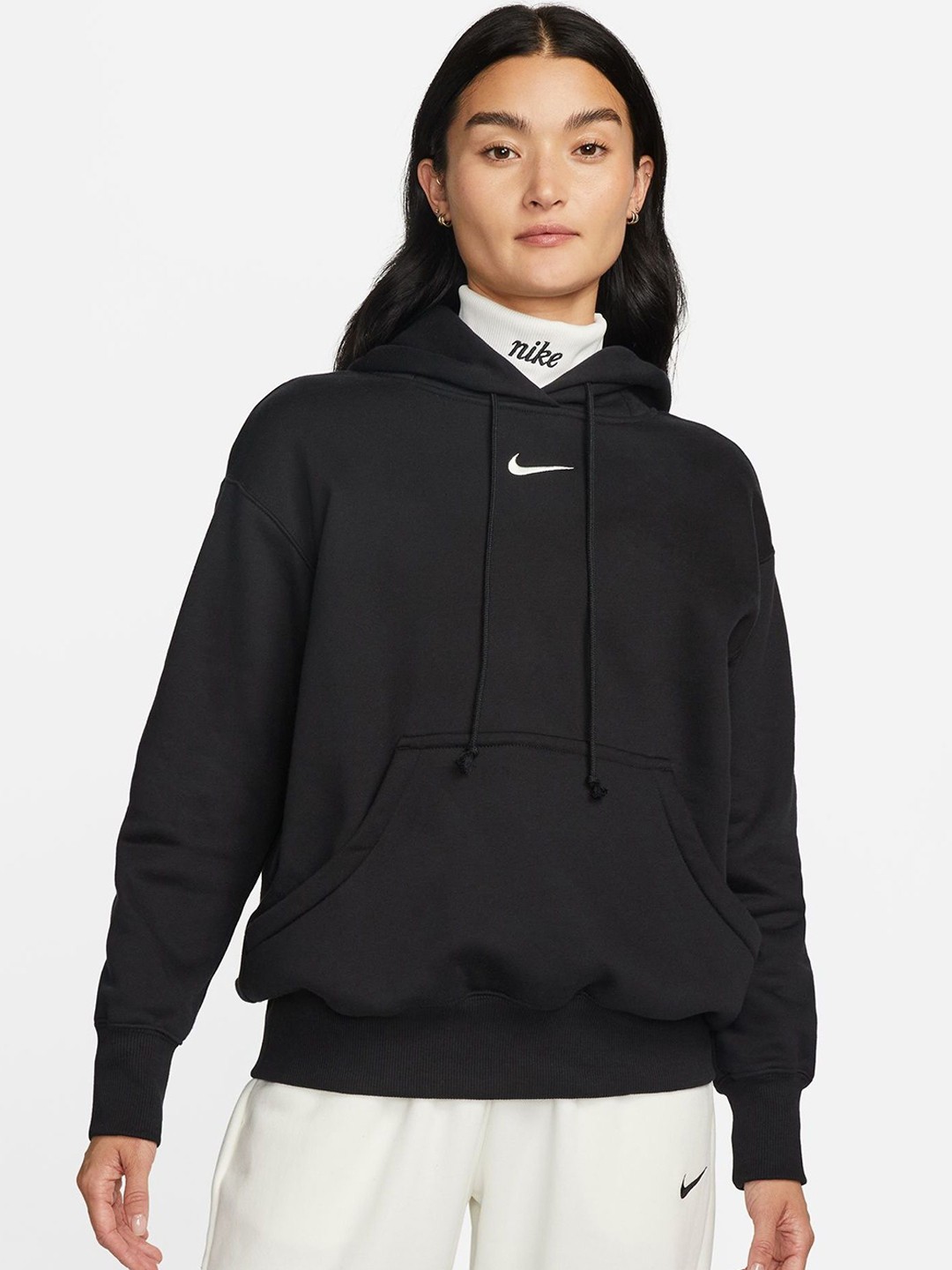 

Nike Women Sportswear Phoenix Fleece Oversized Pullover Hoodie, Black