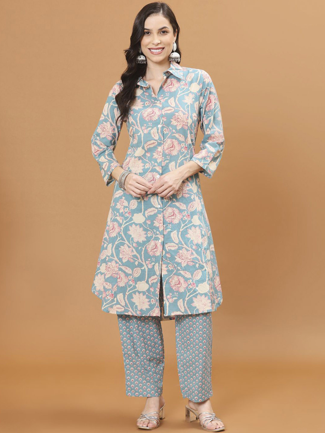 

Meena Bazaar Floral Printed Shirt Collar Kurta with Trousers, Sea green