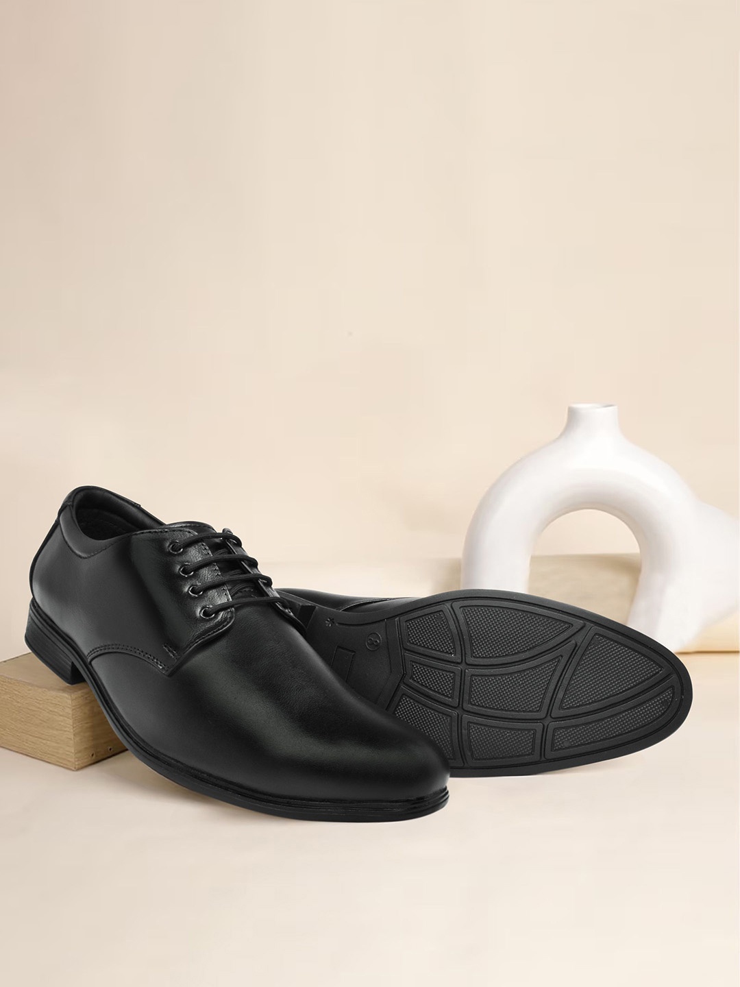 

Ajanta Men Leather Formal Lace-Up Solid Derbys, Black