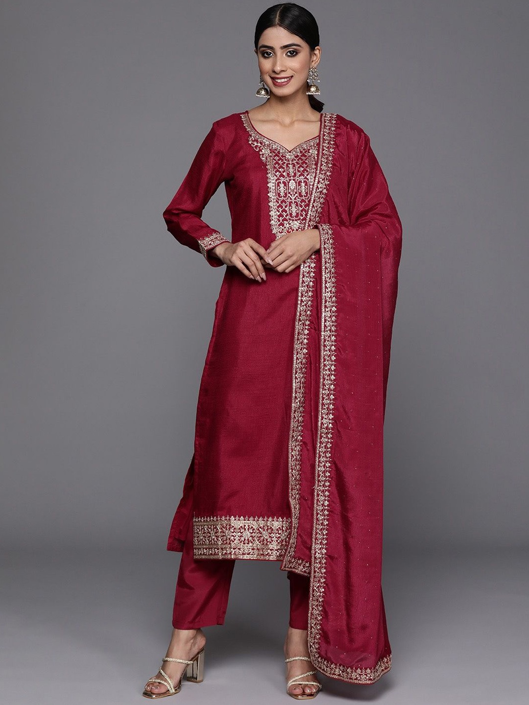 

Suha Ethnic Motifs Embroidered Straight Kurta with Trousers & With Dupatta, Maroon