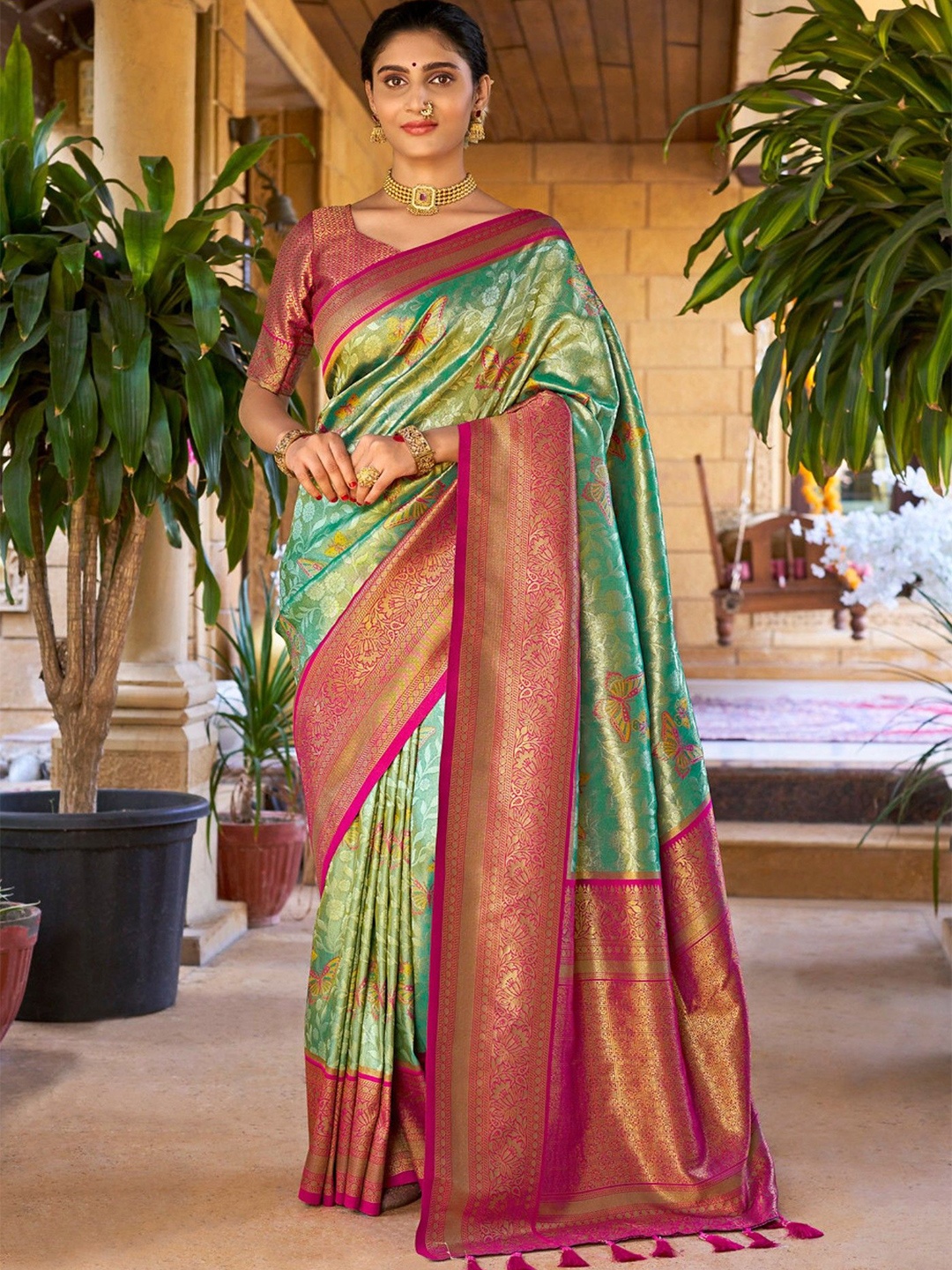 

MySilkLove Woven Design Zari Silk Kanjeevaram Saree, Green