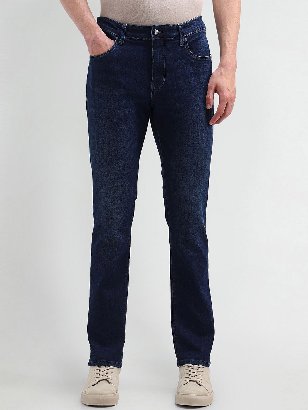 

Arrow Sport Men Classic Regular Fit Clean Look Jeans, Blue