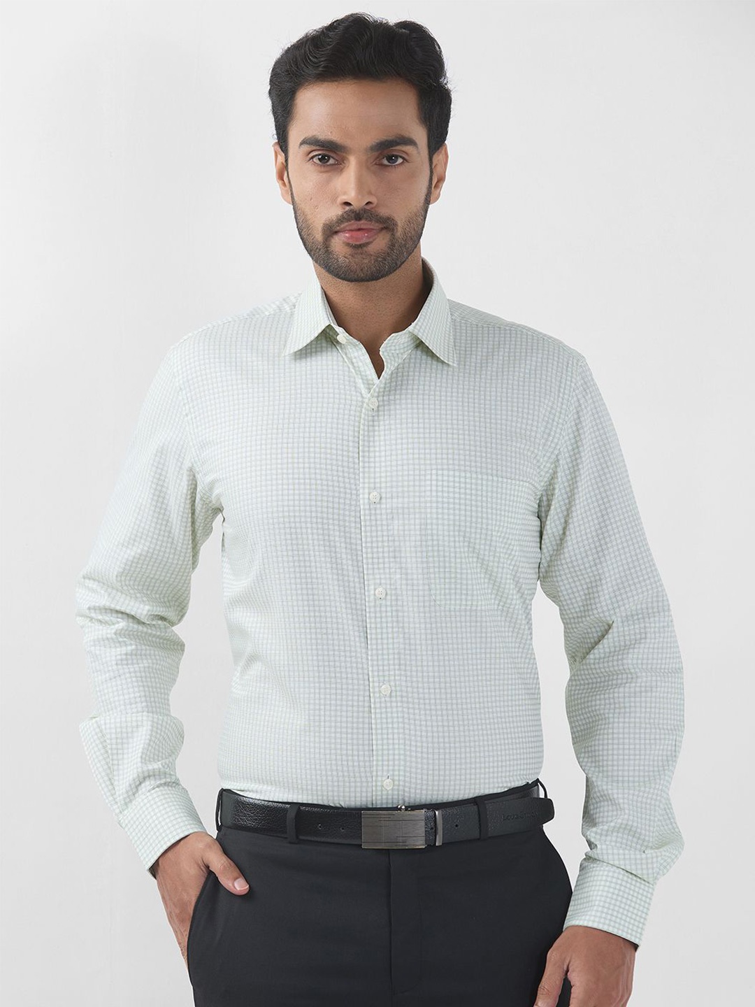 

Raymond Men Checked Contemporary Fit Formal Shirt, Green