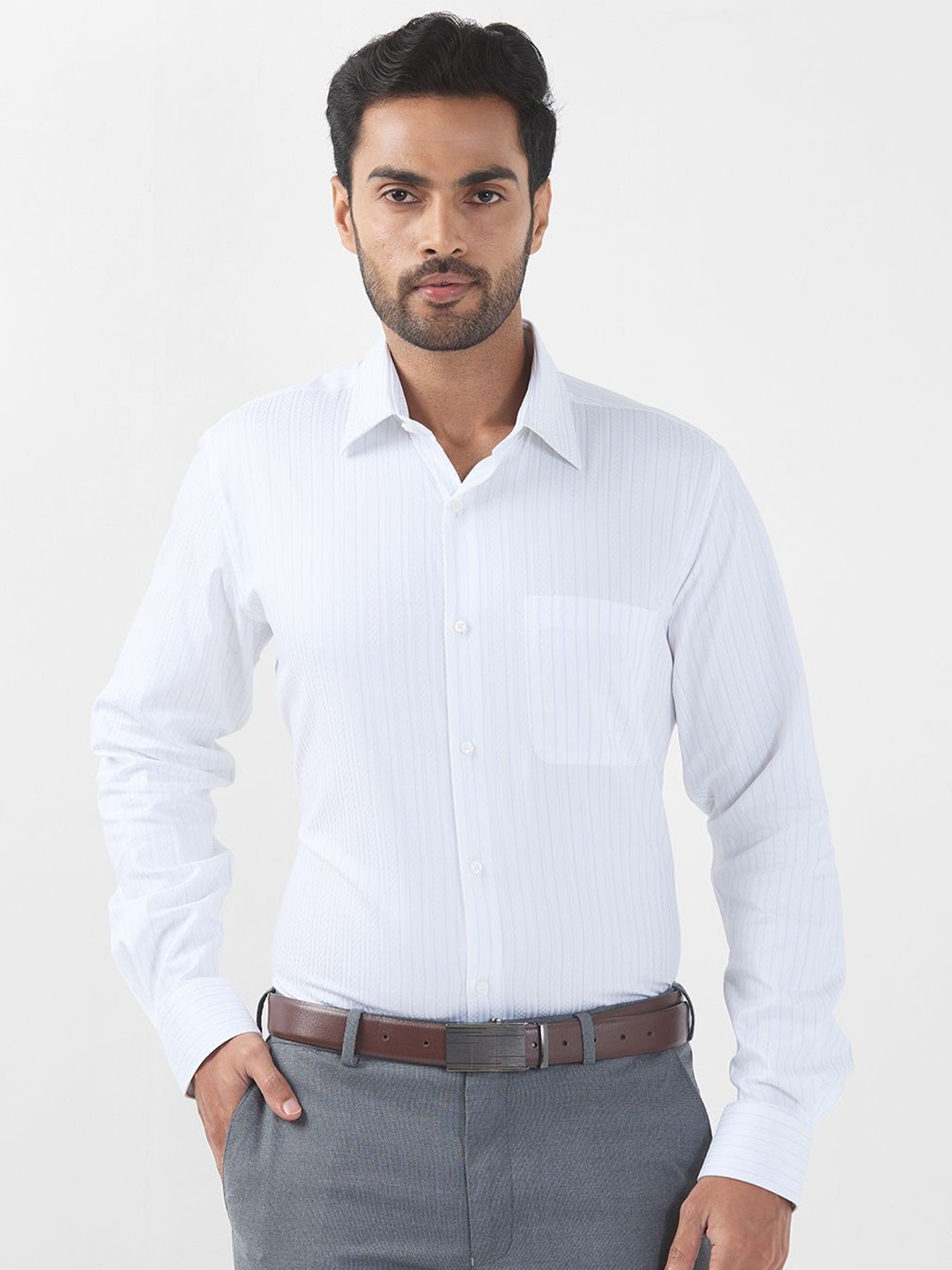 

Raymond Men Contemporary Spread Collar Multi Striped Cotton Formal Shirt, White