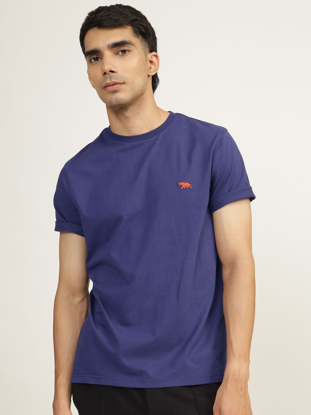 

Andamen Men Solid Round Neck Cotton T-shirt, Purple