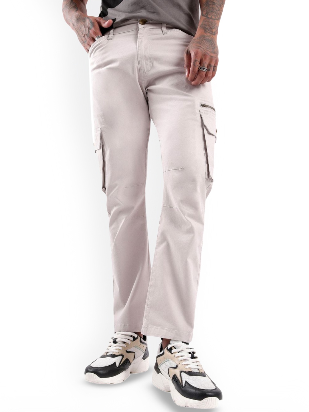 

WROGN Men Straight Fit Cargos Trousers, Grey