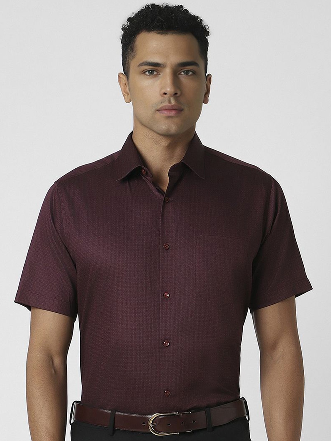 

Van Heusen Men Spread Collar Solid Cotton Party Shirt, Maroon