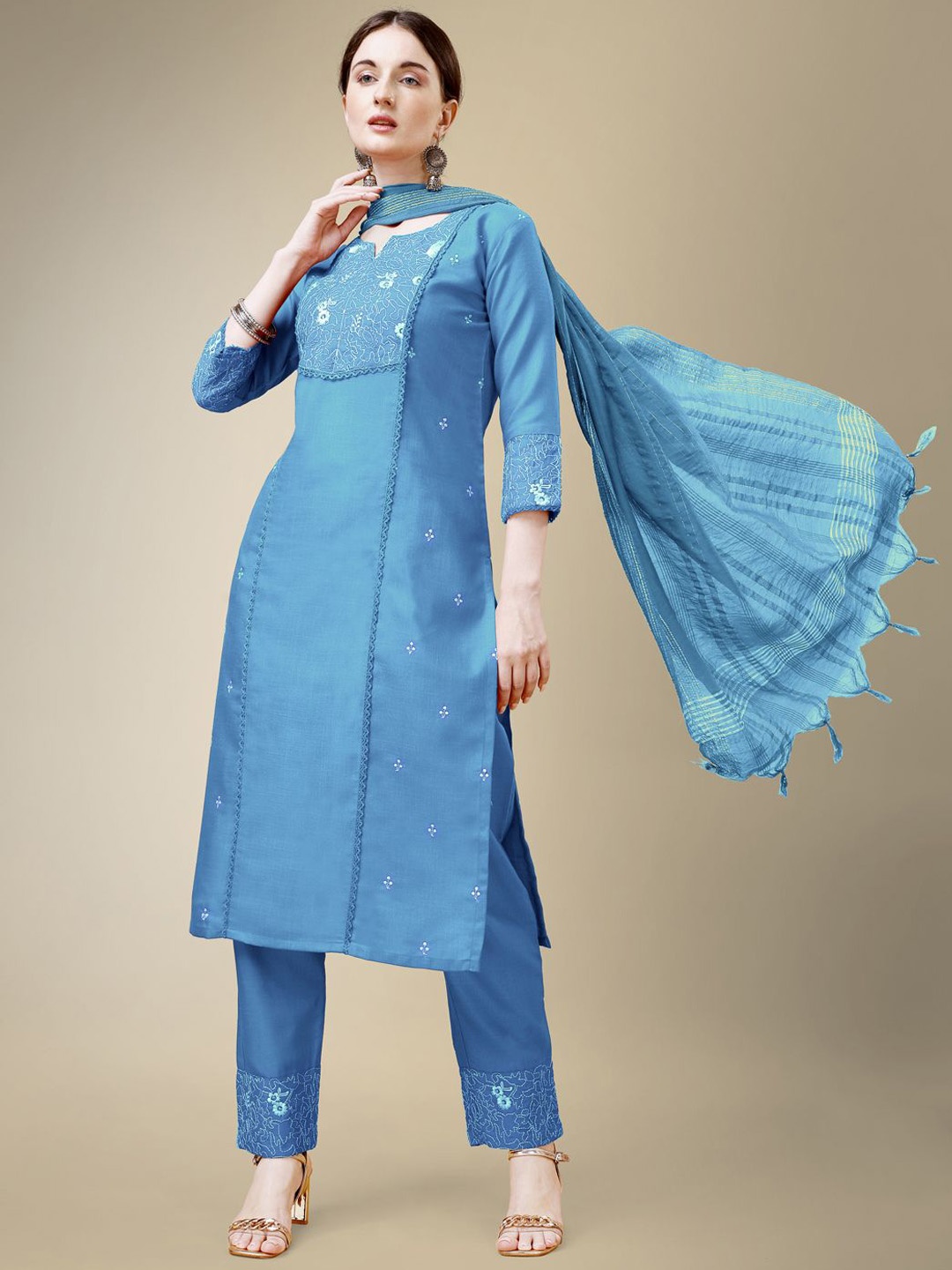 

KAYOMMI Floral Embroidered Thread Work Kurta with Trousers & Dupatta, Blue