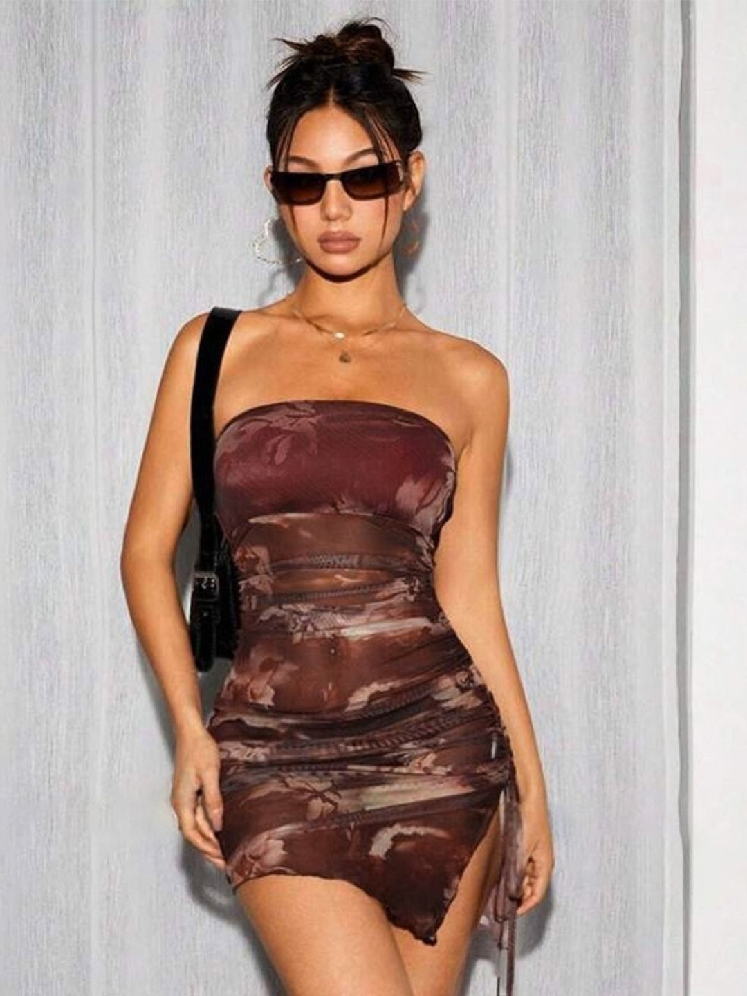 

KPOP Floral Print Off-Shoulder Bandeau Mini Dress With Tie-up Detailing, Brown