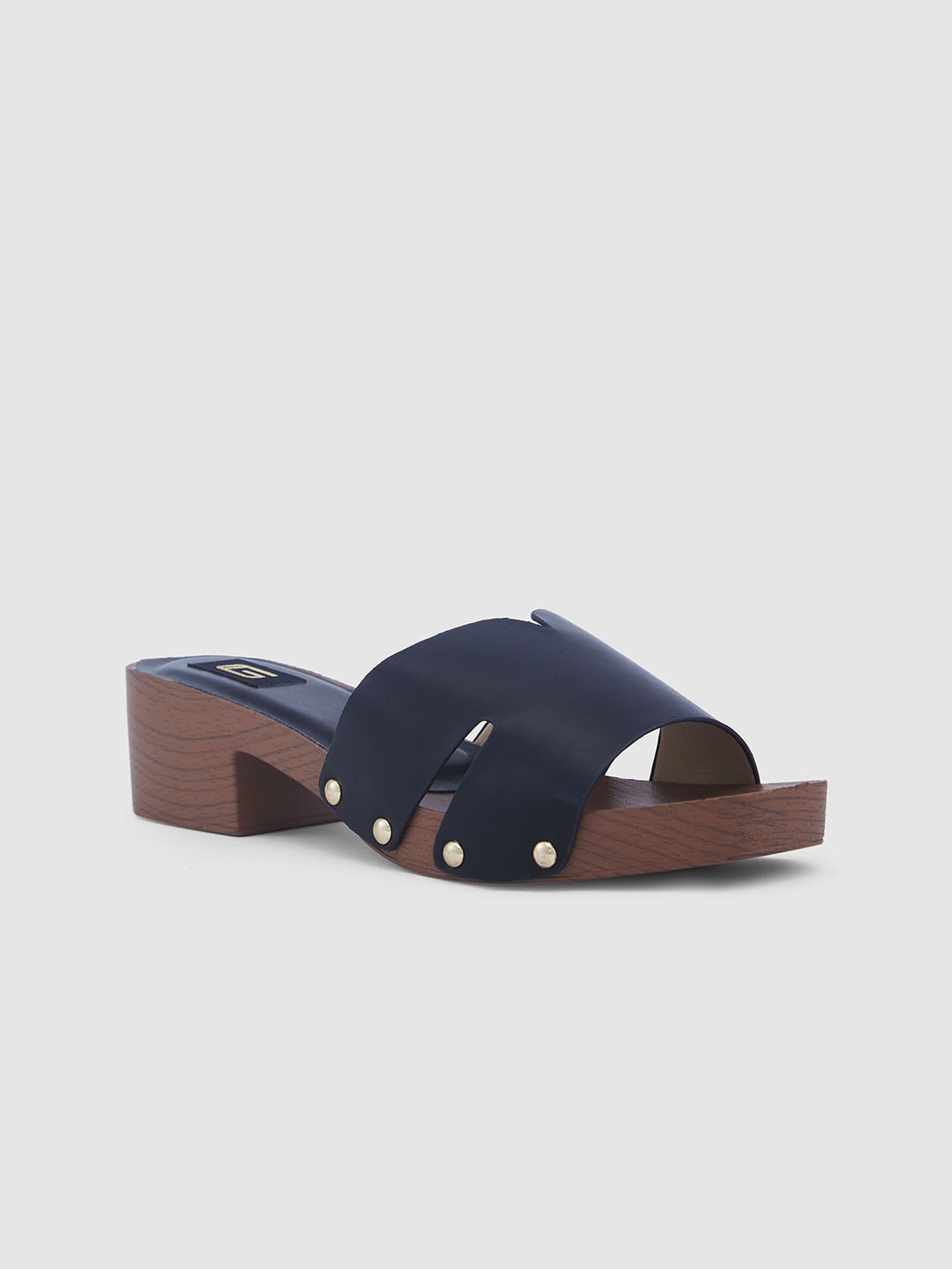 

Sole To Soul Solid Block Sandals, Black