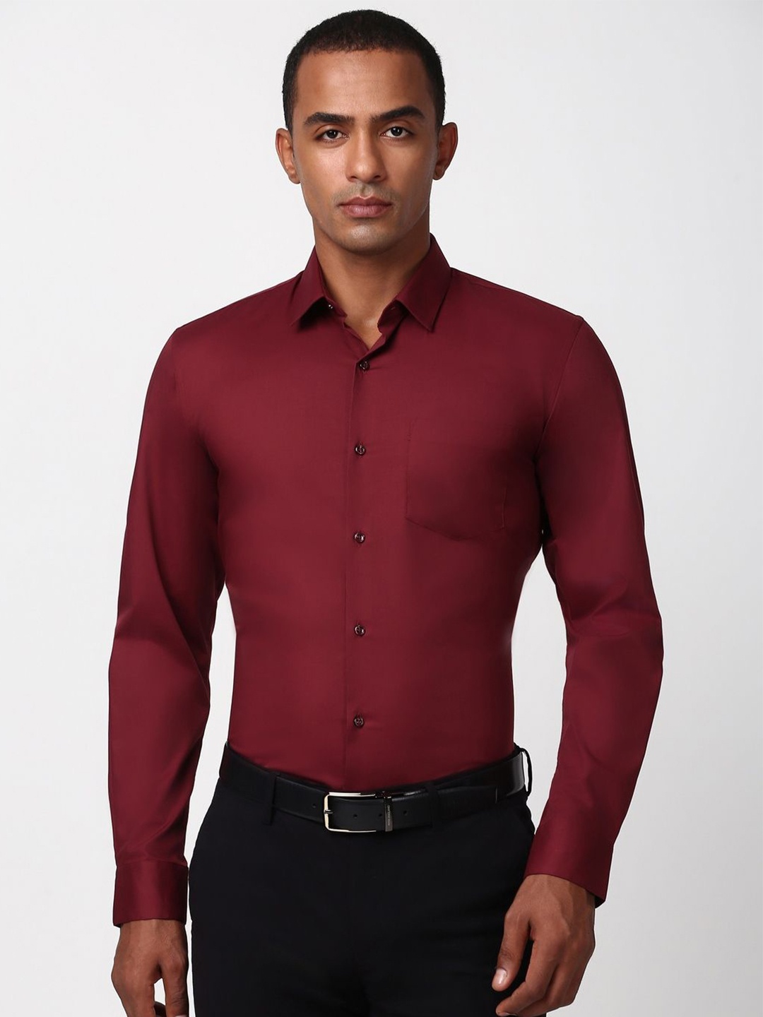 

Peter England Men Spread Collar Solid Cotton Slim Fit Formal Shirt, Maroon