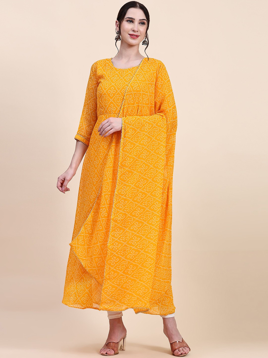 

Suha Bandhani Printed Georgette Anarkali Kurta With Dupatta, Yellow