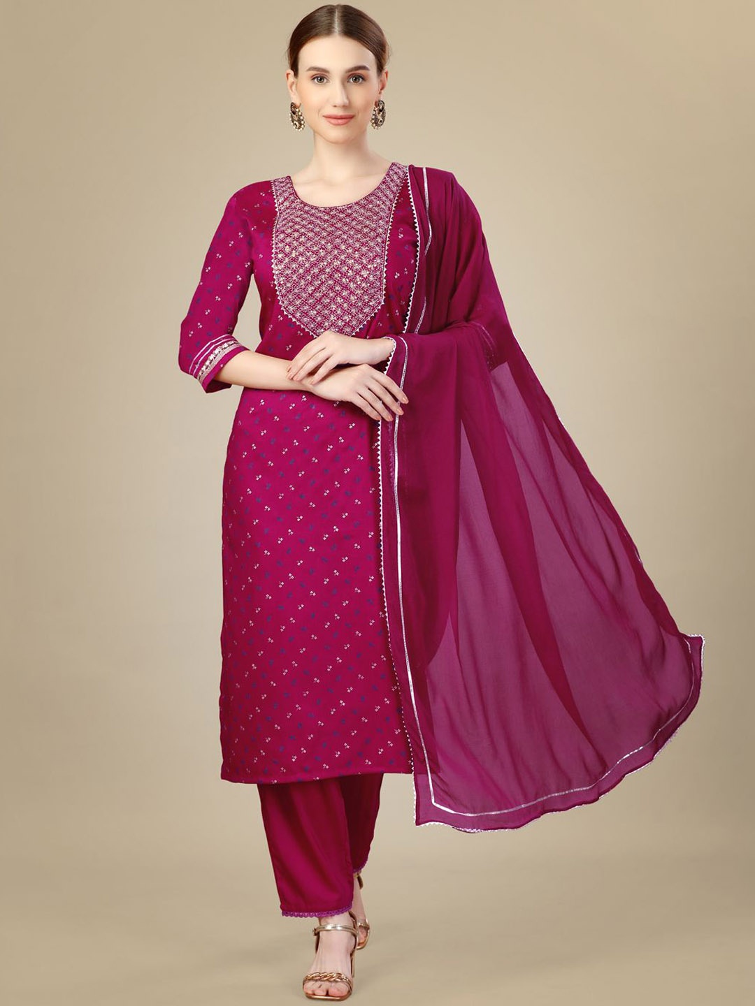 

KAYOMMI Ethnic Motifs Embroidered Gotta Patti Kurta with Trousers & Dupatta, Pink