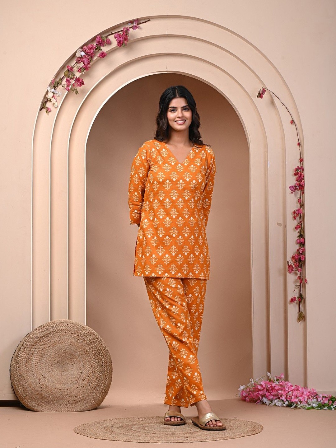 

Futra Gabha Floral Printed Nightdress, Orange