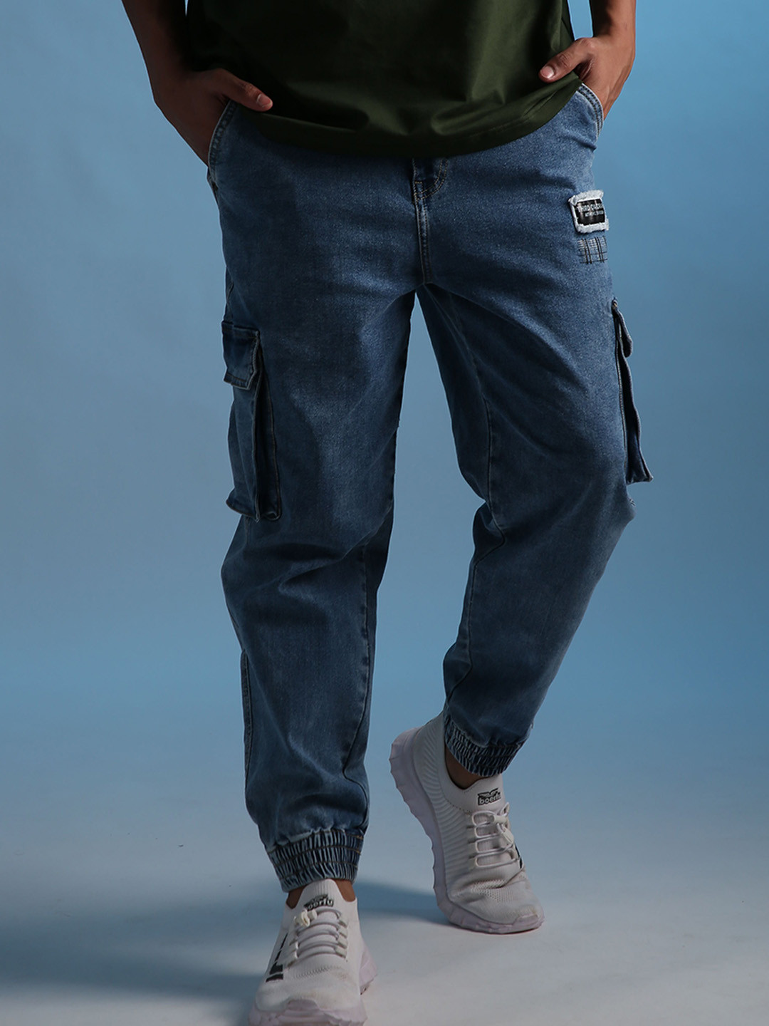 

THIRD QUADRANT Men Loose Clean Look Stretchable Jogger Jeans, Blue
