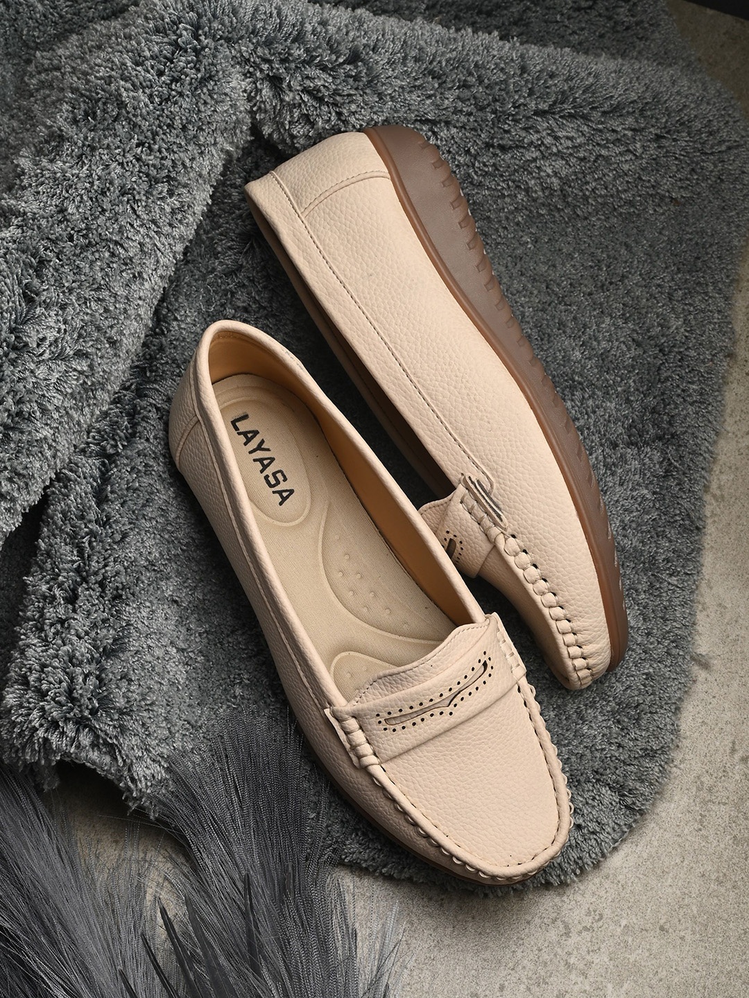 

Layasa Women Smart Casual Loafers, Cream