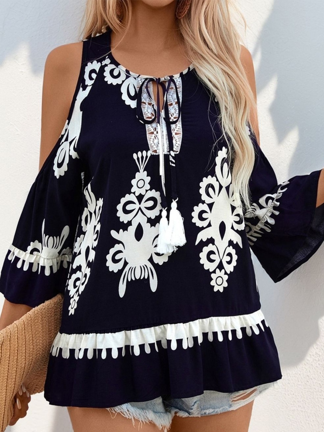 

KPOP Women Ethnic Motifs Printed Tie-Up Neck Top, Navy blue