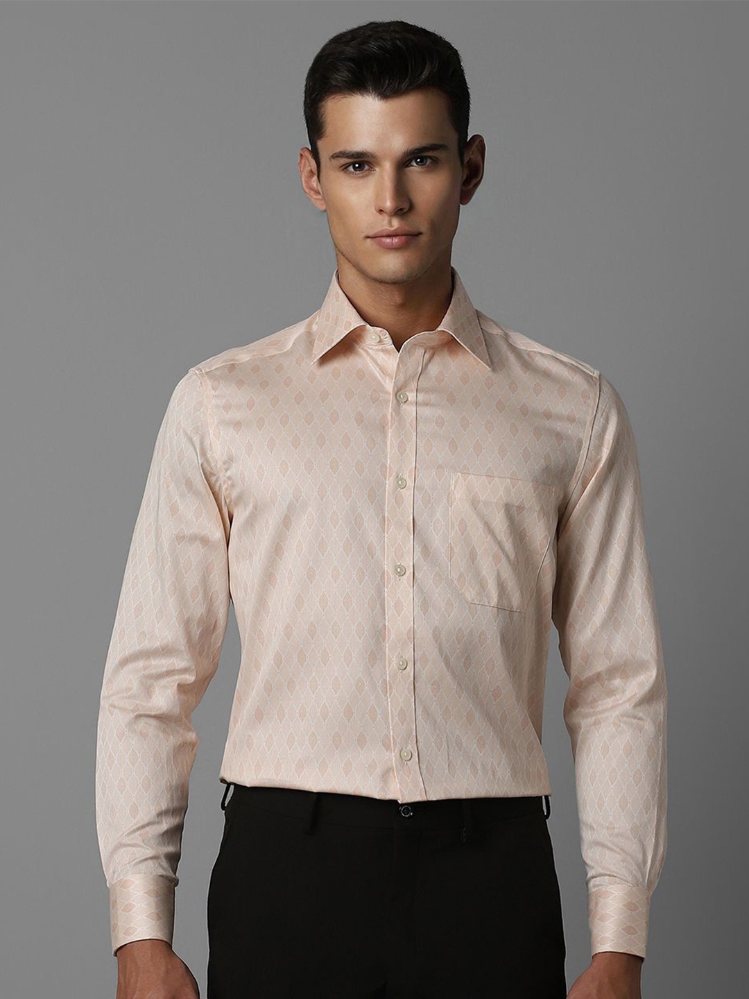 

Louis Philippe Men Spread Collar Conversational Printed Cotton Formal Shirt, Peach