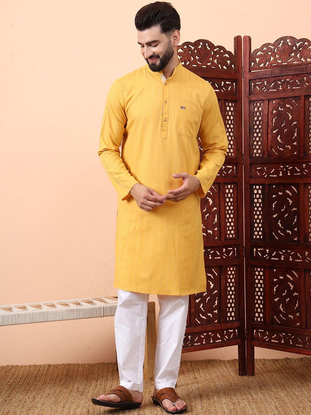 

Latest Chikan Garments Geometric Woven Design Mandarin Collar Straight Kurta, Yellow