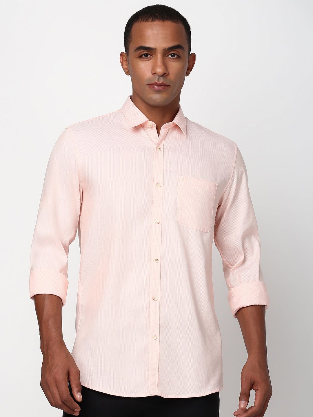 

Peter England Casuals Men Spread Collar Solid Cotton Slim Fit Casual Shirt, Pink