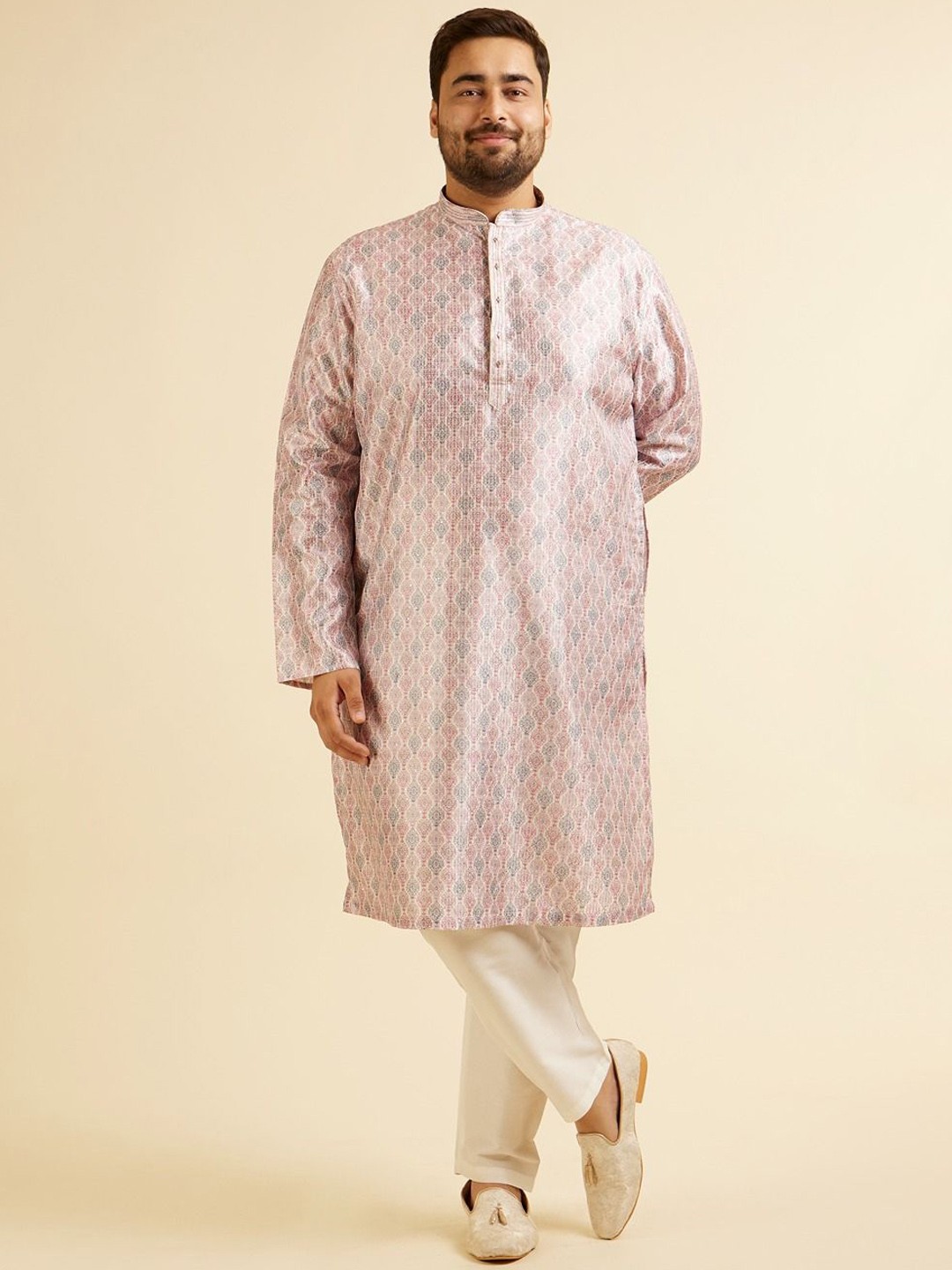 

Manyavar Plus Size Ethnic Motifs Woven Design Straight Kurta with Pyjamas, Pink