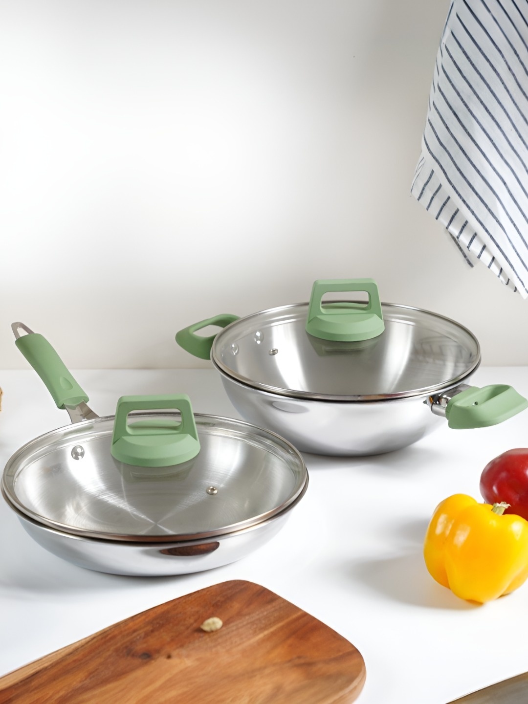 

Kreme Steel & Green 2 Pieces Dishwasher Safe Stainless Steel Cookware