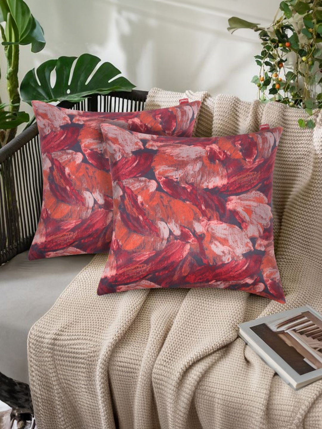 

Tesmare Maroon & Orange-Coloured 2 Pieces Abstract Velvet Square Cushion Covers, Multi
