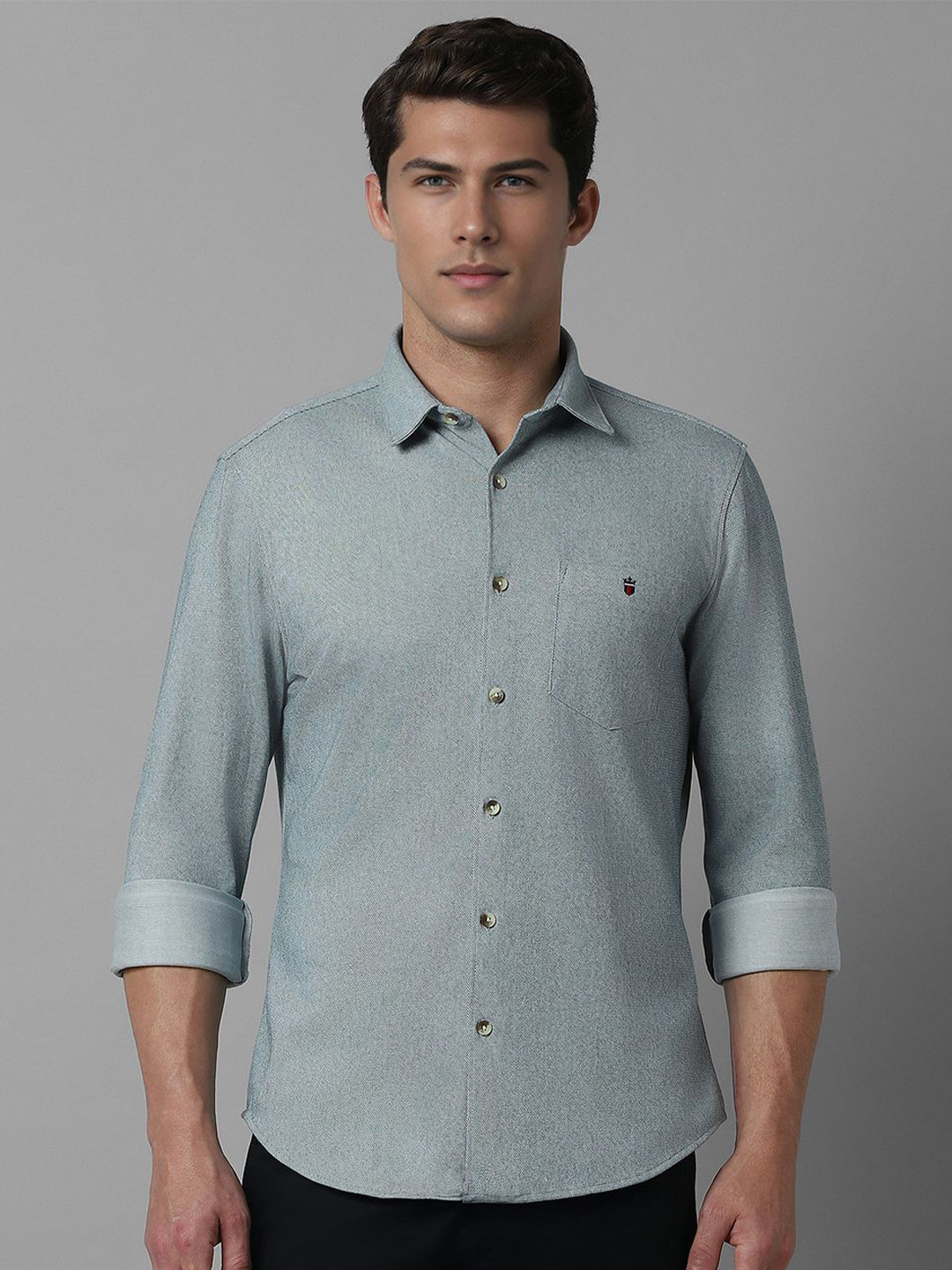 

Louis Philippe Sport Men Spread Collar Textured Cotton Slim Fit Casual Shirt, Grey