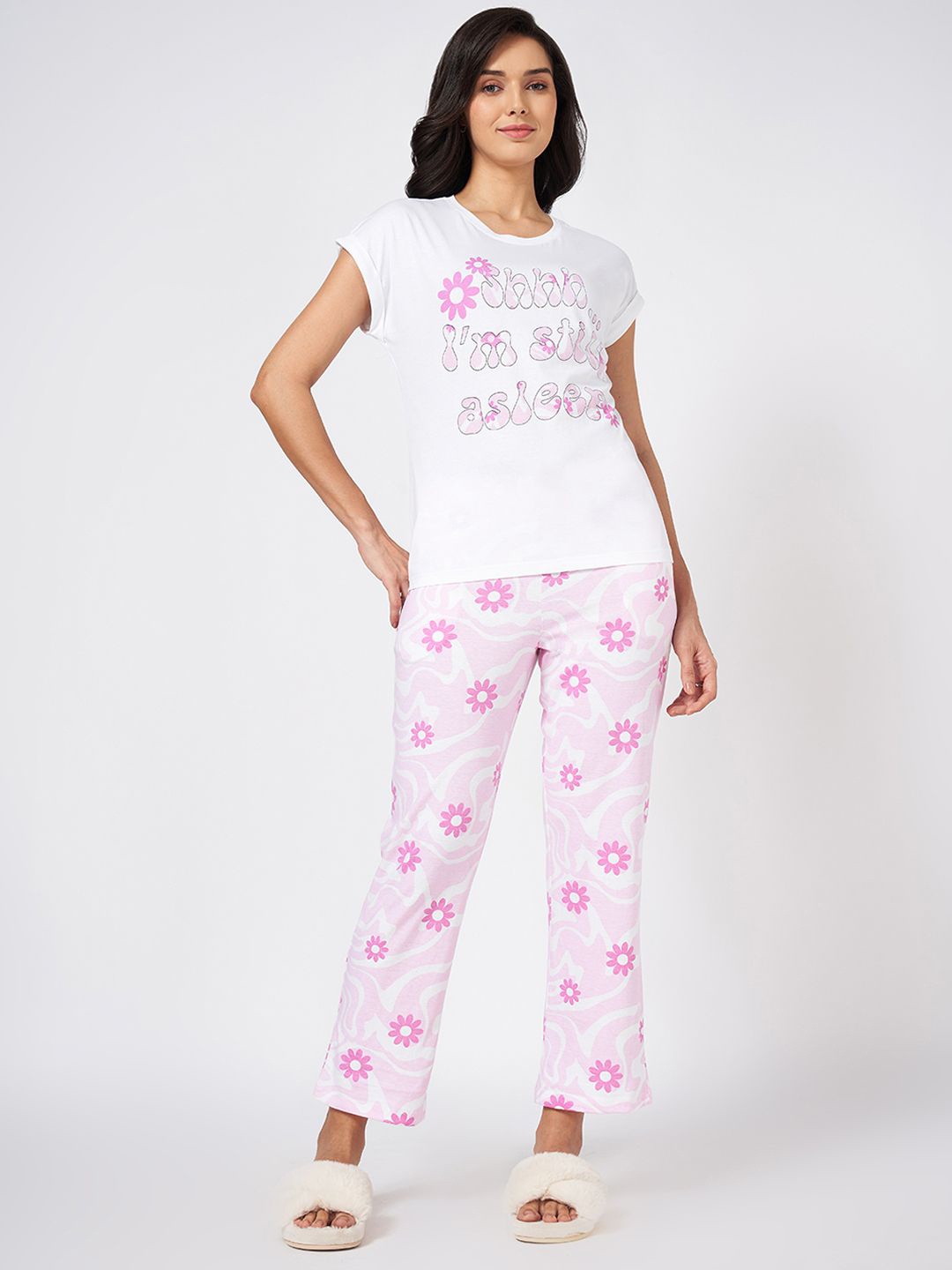 

Dreamz by Pantaloons Women Pure Cotton Printed Night suit, Off white