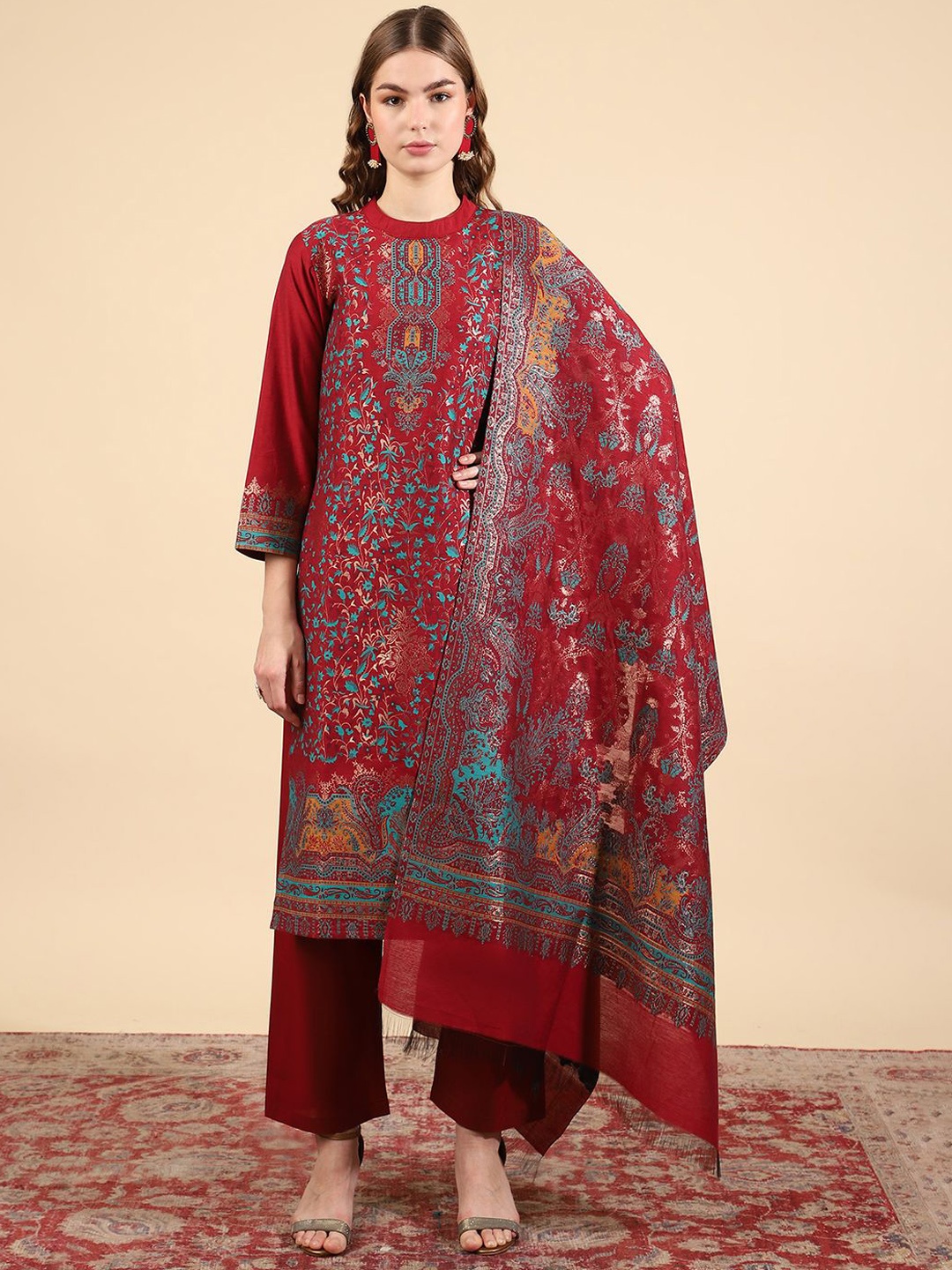 

KIDAR Floral Woven Design Jacquard Straight Kurta With Trousers & Dupatta, Maroon