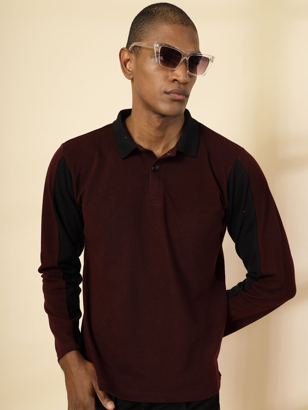 

Rigo Men Colourblocked Polo Collar Slim Fit T-shirt, Red