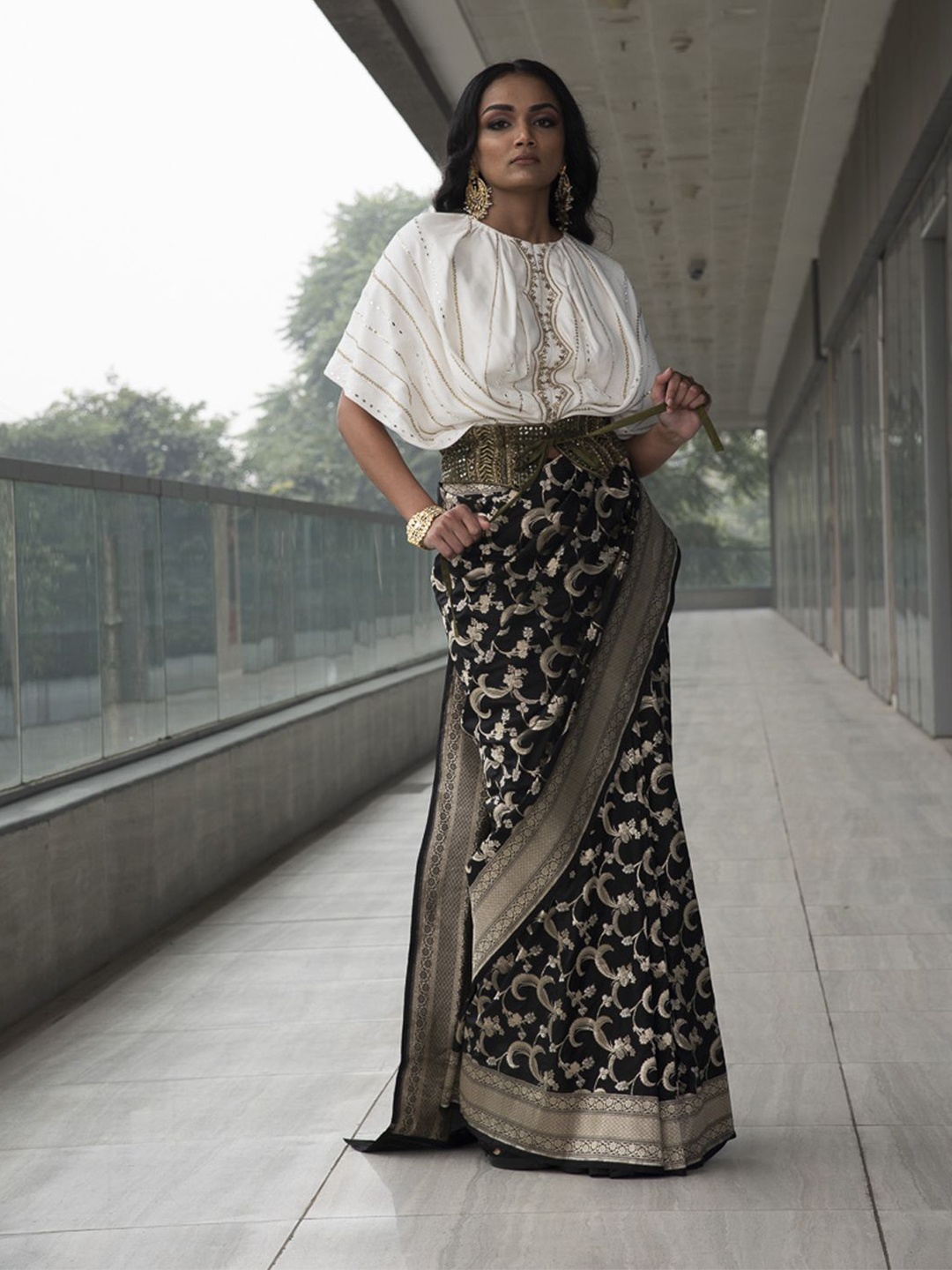 

Neha Tarun Woven Design Pure Silk Saree, Black
