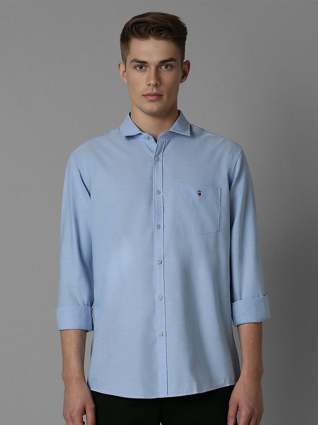 

Louis Philippe Sport Men Spread Collar Solid Cotton Slim Fit Casual Shirt, Blue