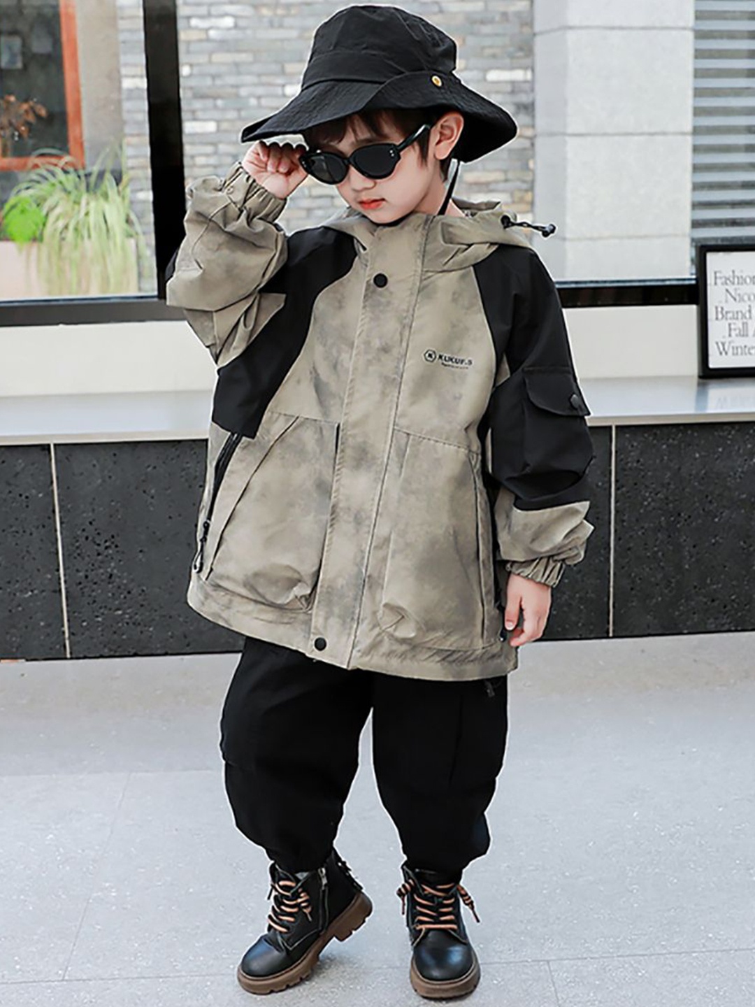 

StyleCast x Revolte Boys Longline Outdoor Open Front Jacket, Khaki