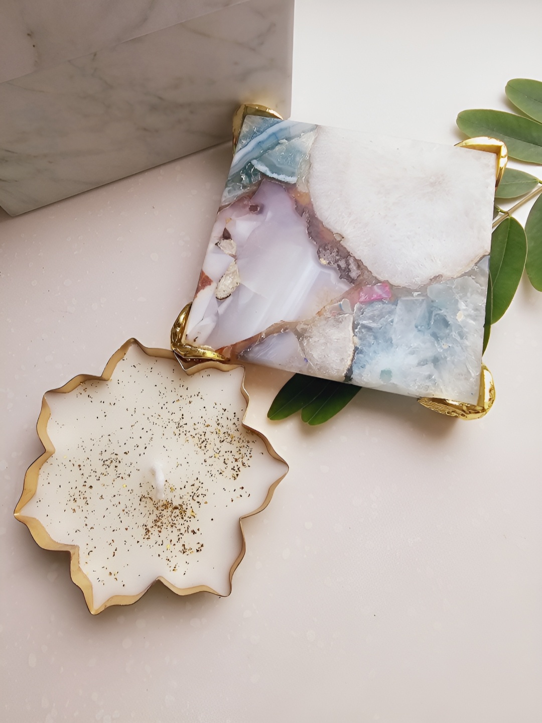 

HOMEARTE White & Gold-Toned Votive Candle With Agate Chowki