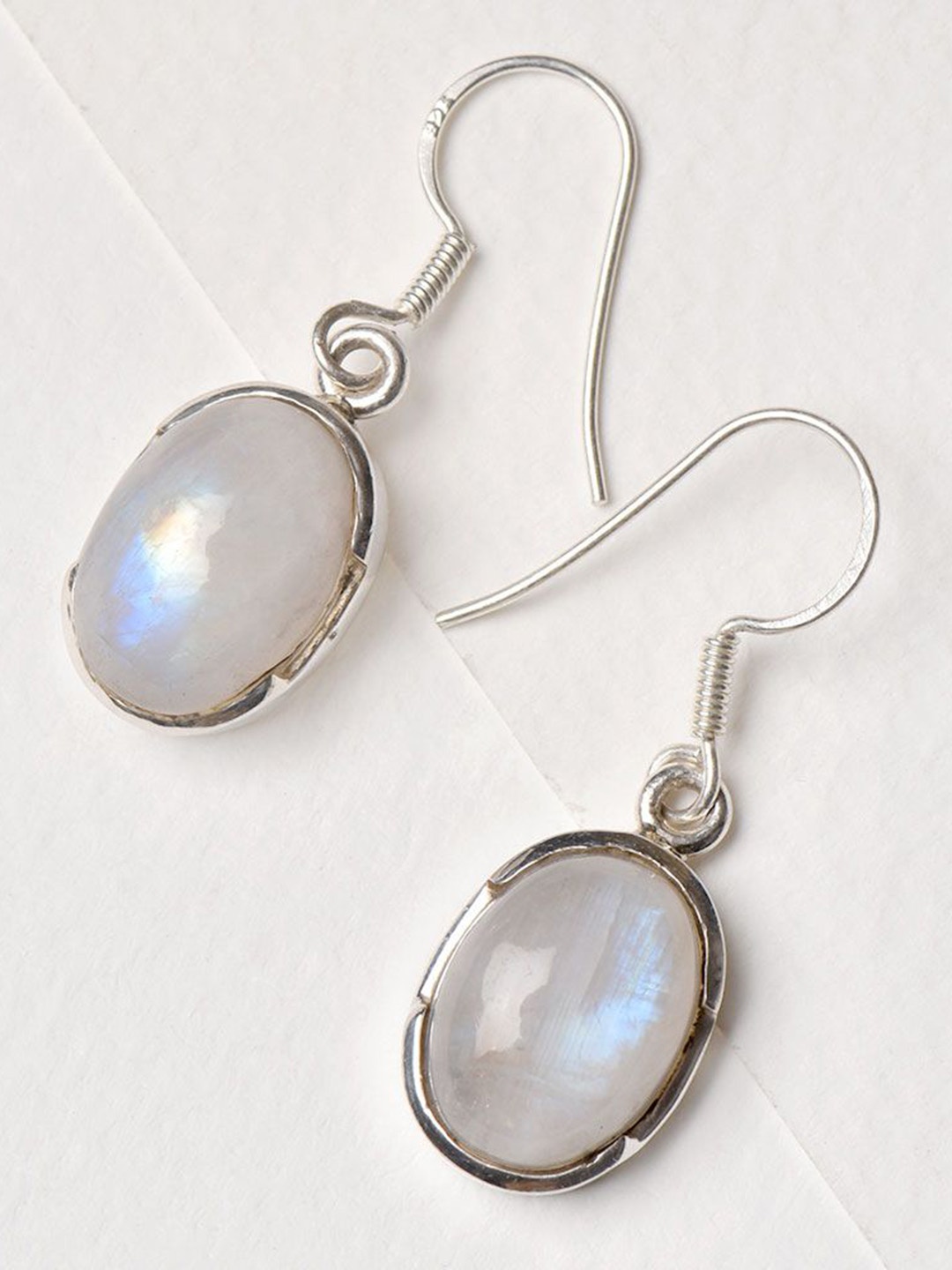 

Indianshelf Girls 92.5 Sterling Silver Stone Studded Contemporary Drop Earrings