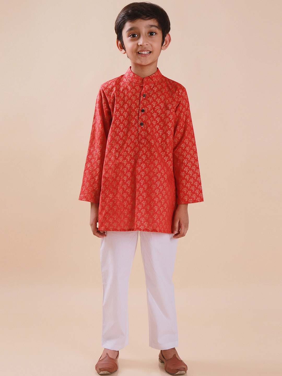 

Sangria Floral Printed Pure Cotton Straight Kurta Sets, Red